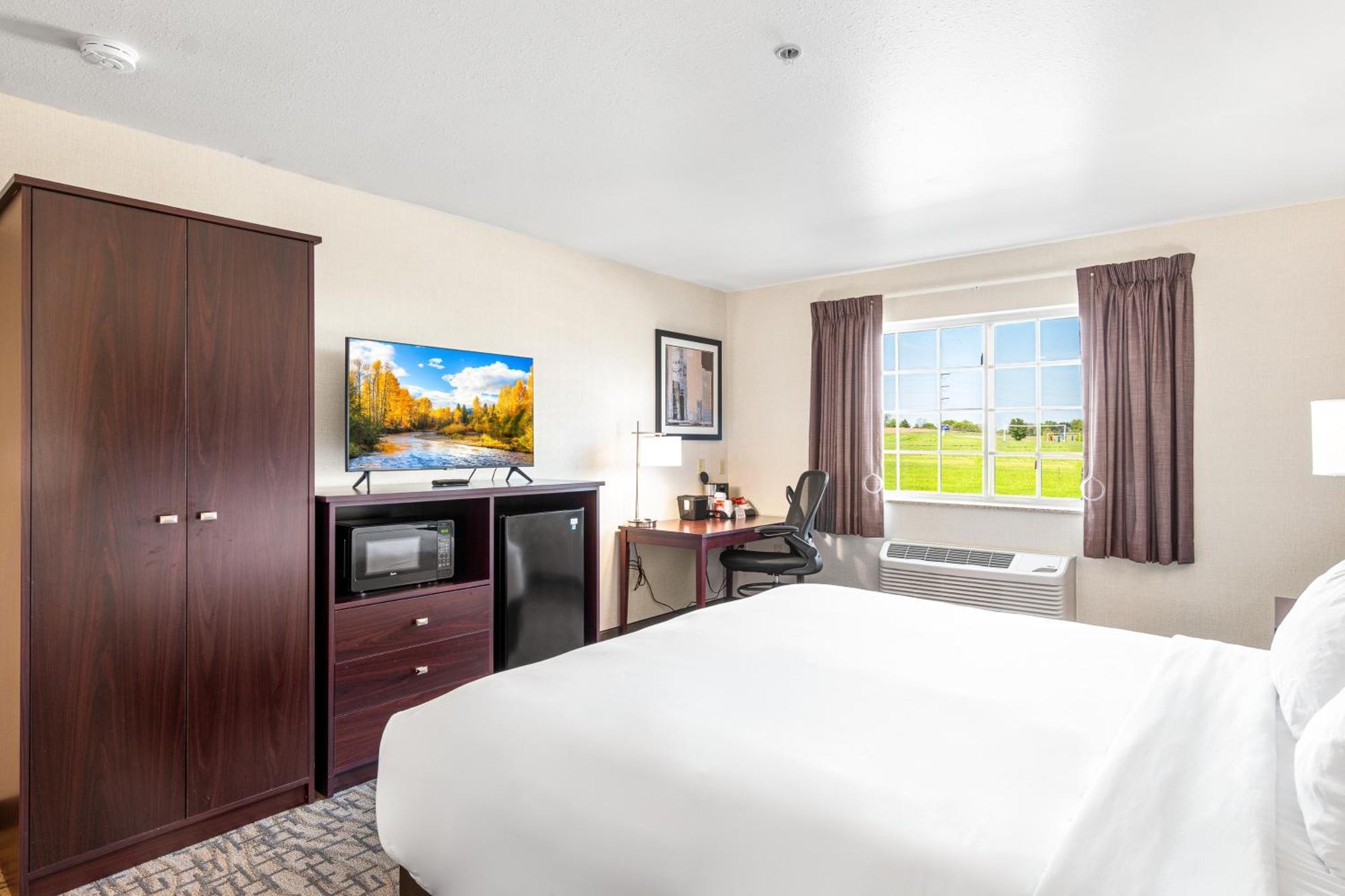 Boarders Inn & Suites By Cobblestone Hotels - 샤와노 외부 사진