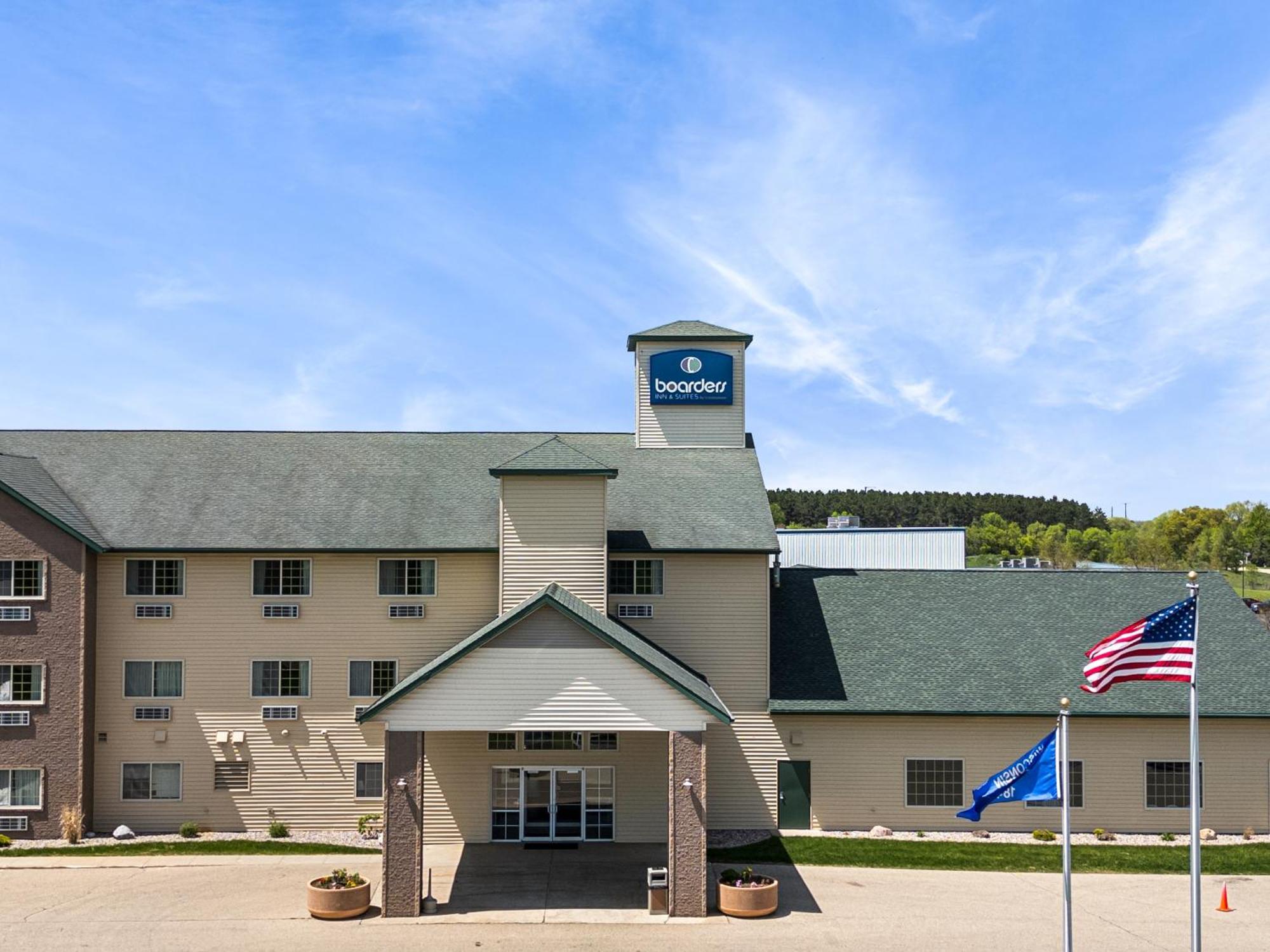 Boarders Inn & Suites By Cobblestone Hotels - 샤와노 외부 사진